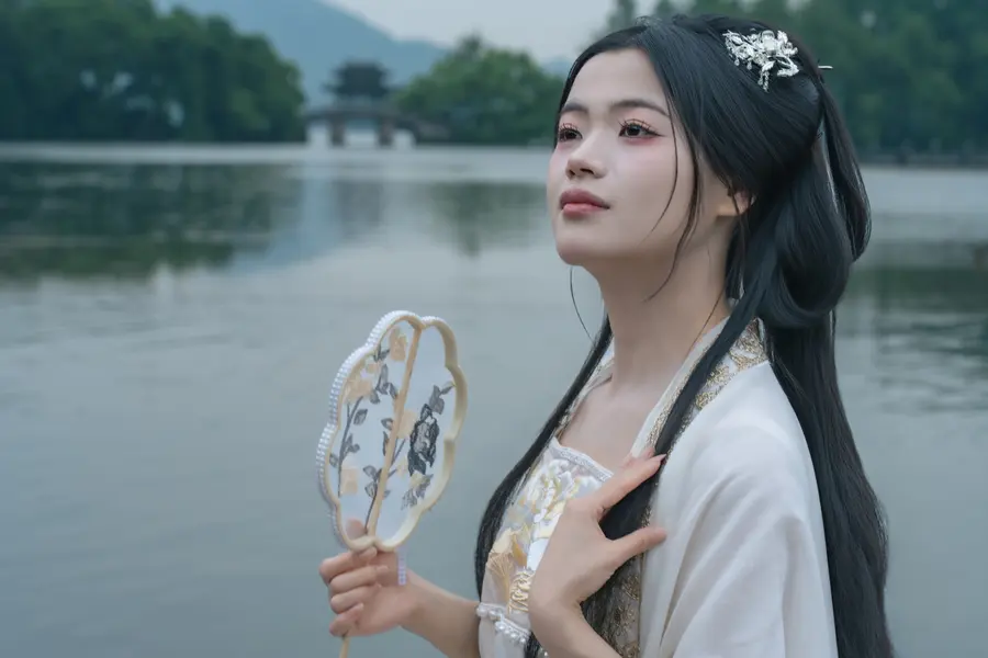 杭州 雨西湖 · 4