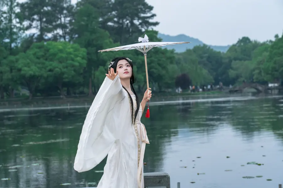 杭州 雨西湖 · 6
